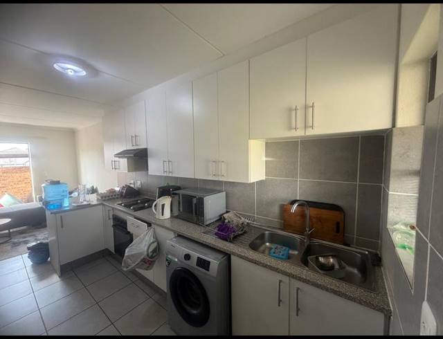 2 BEDROOM TOWNHOUSE FOR SALE IN CHANTELLE